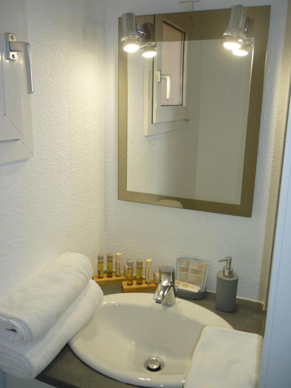 Les Jardins Du Golf - Mandelieu Apartment Ngoại thất bức ảnh